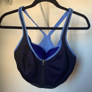 VSX Front-close Sports Bra 32DDD
